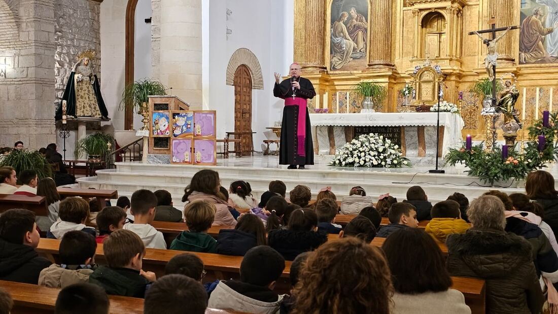 El obispo de Jaén concluye la visita pastoral a Torredonjimeno

