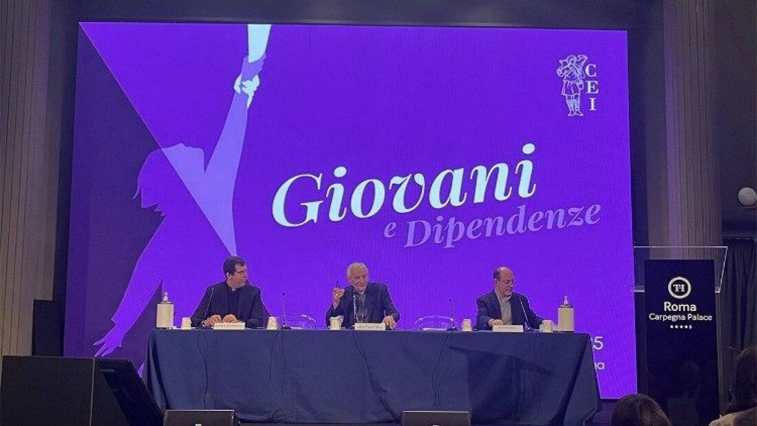 El cardenal Zuppi propone una alianza social para combatir las adicciones juveniles

