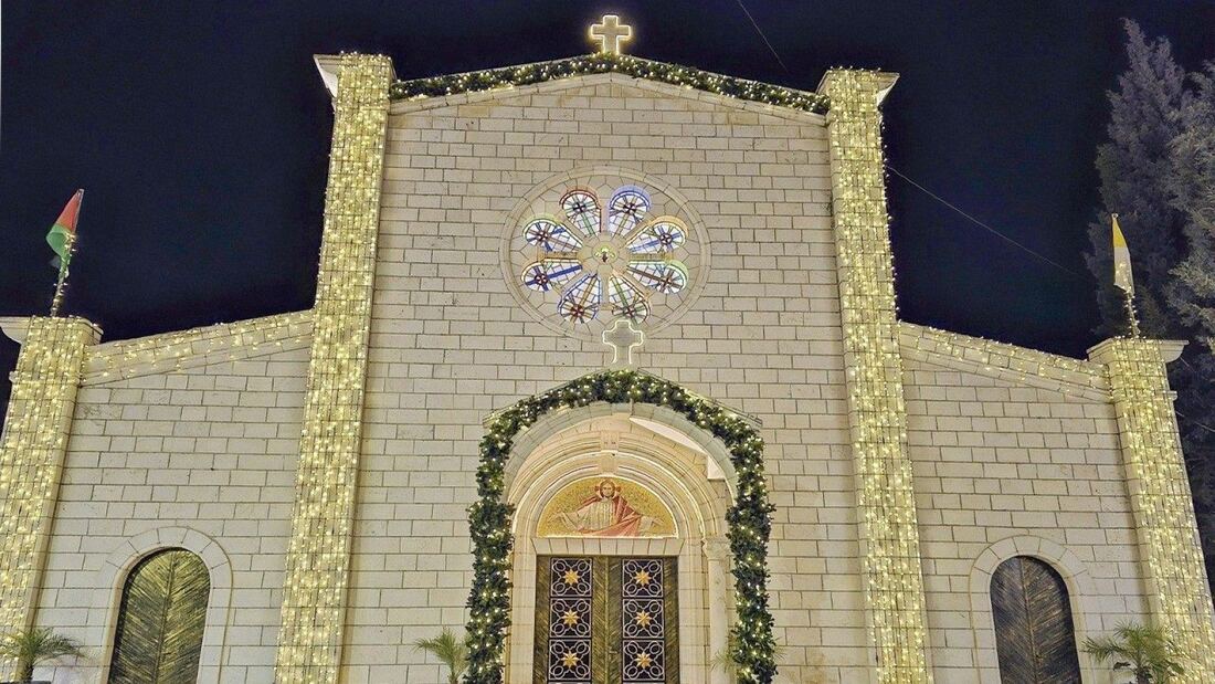 Palestina celebra las Noches de Navidad en Taybeh con oración ecuménica

