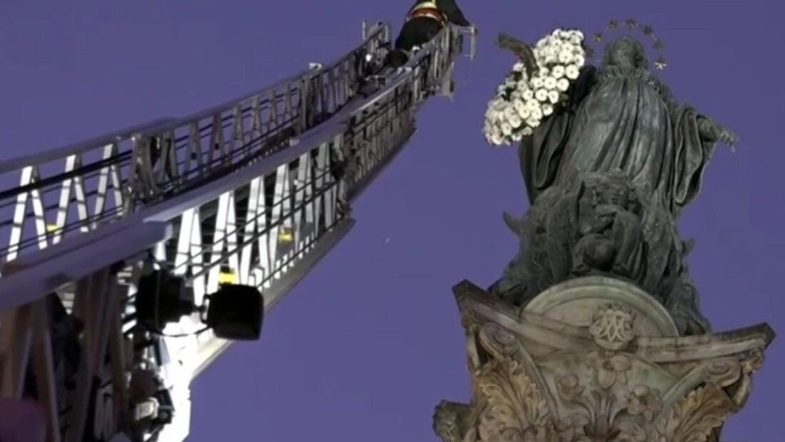 El Papa León XIV convoca a rezar por la paz ante la Inmaculada


