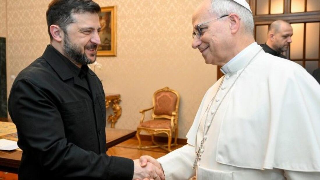 El Papa León XIV y Zelensky dialogan sobre la paz y los prisioneros en Castel Gandolfo

