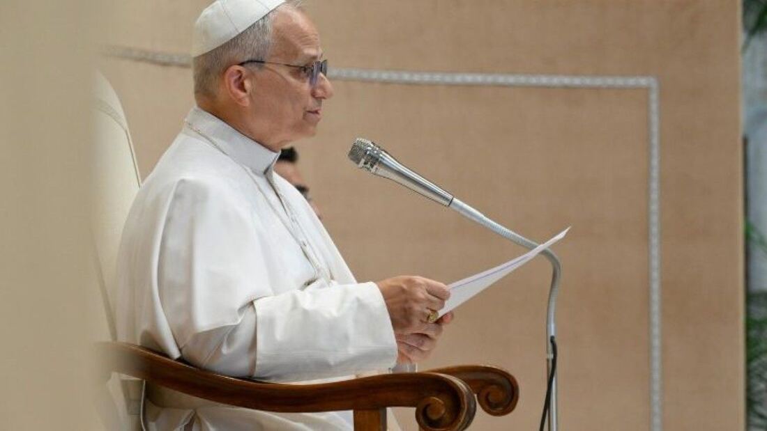 El Papa León XIV pide regular y controlar los servicios de inteligencia

