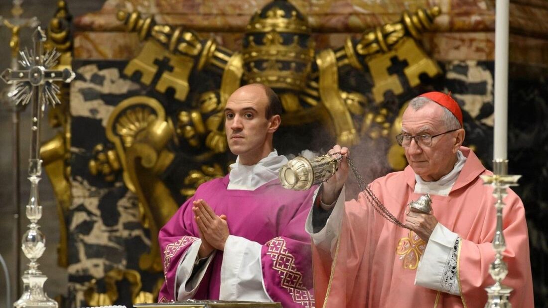 Pietro Parolin celebra la misa por el Jubileo de la Guardia Suiza