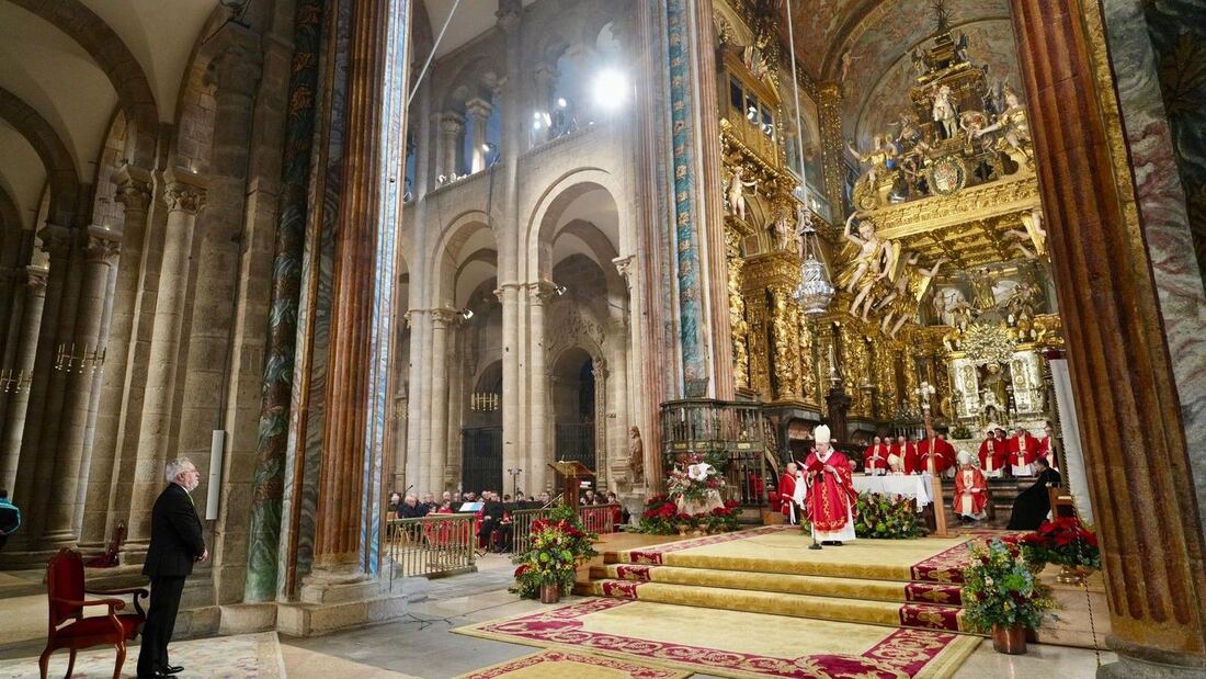 El arzobispo Prieto preside la Traslación del Apóstol Santiago en Compostela