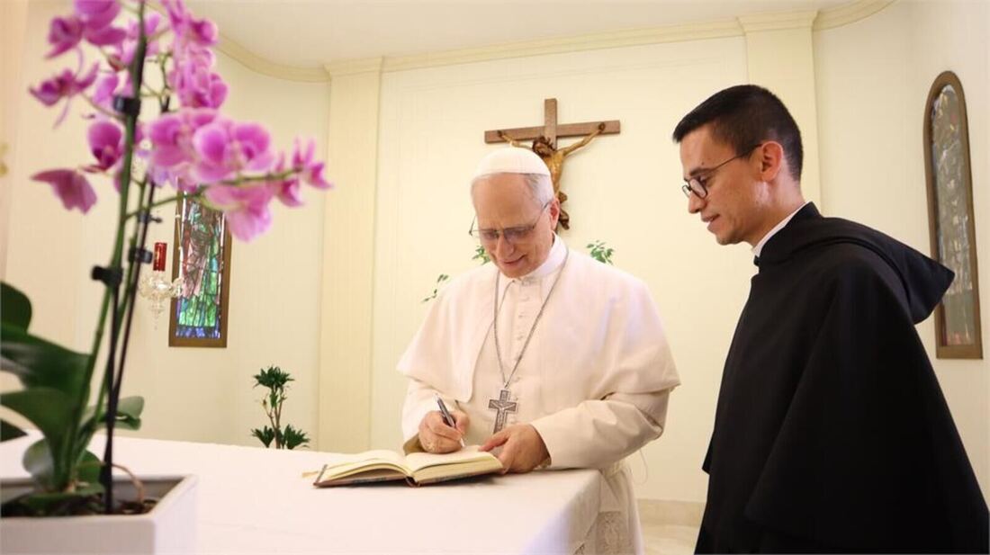 El Papa León XIV celebra la Navidad con sus hermanos agustinos

