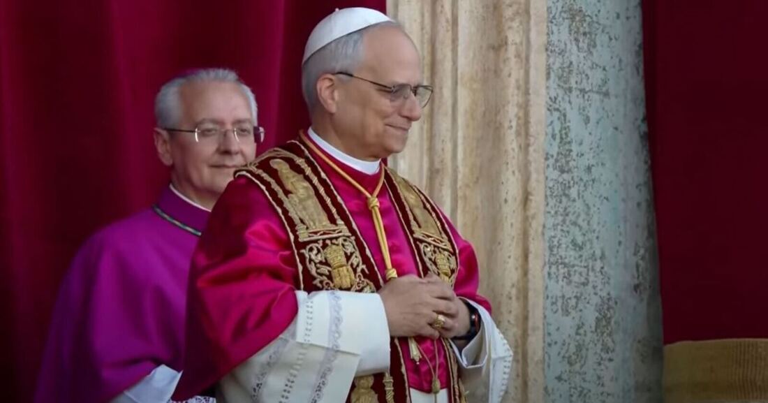 Vogue incluye al Papa León XIV entre las figuras mejor vestidas del año


