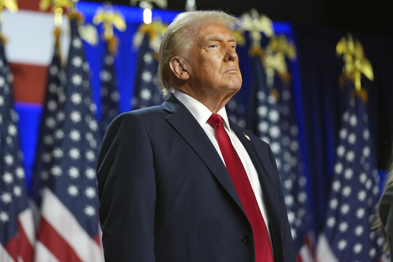 Trump mantiene las redadas pese a la petición de los obispos